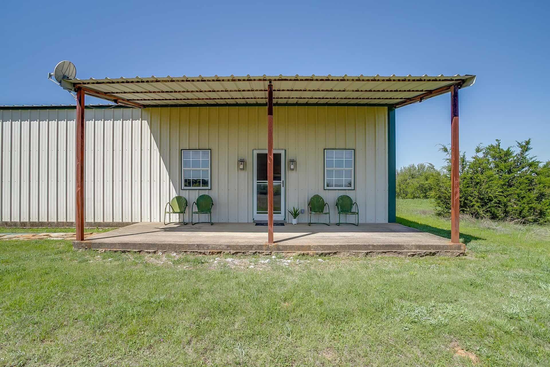 An image that shows 131 Private Rd 2549b (39 Of 79)