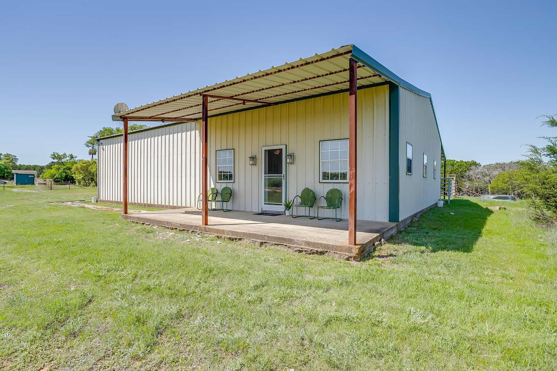 An image that shows 131 Private Rd 2549b (40 Of 79)