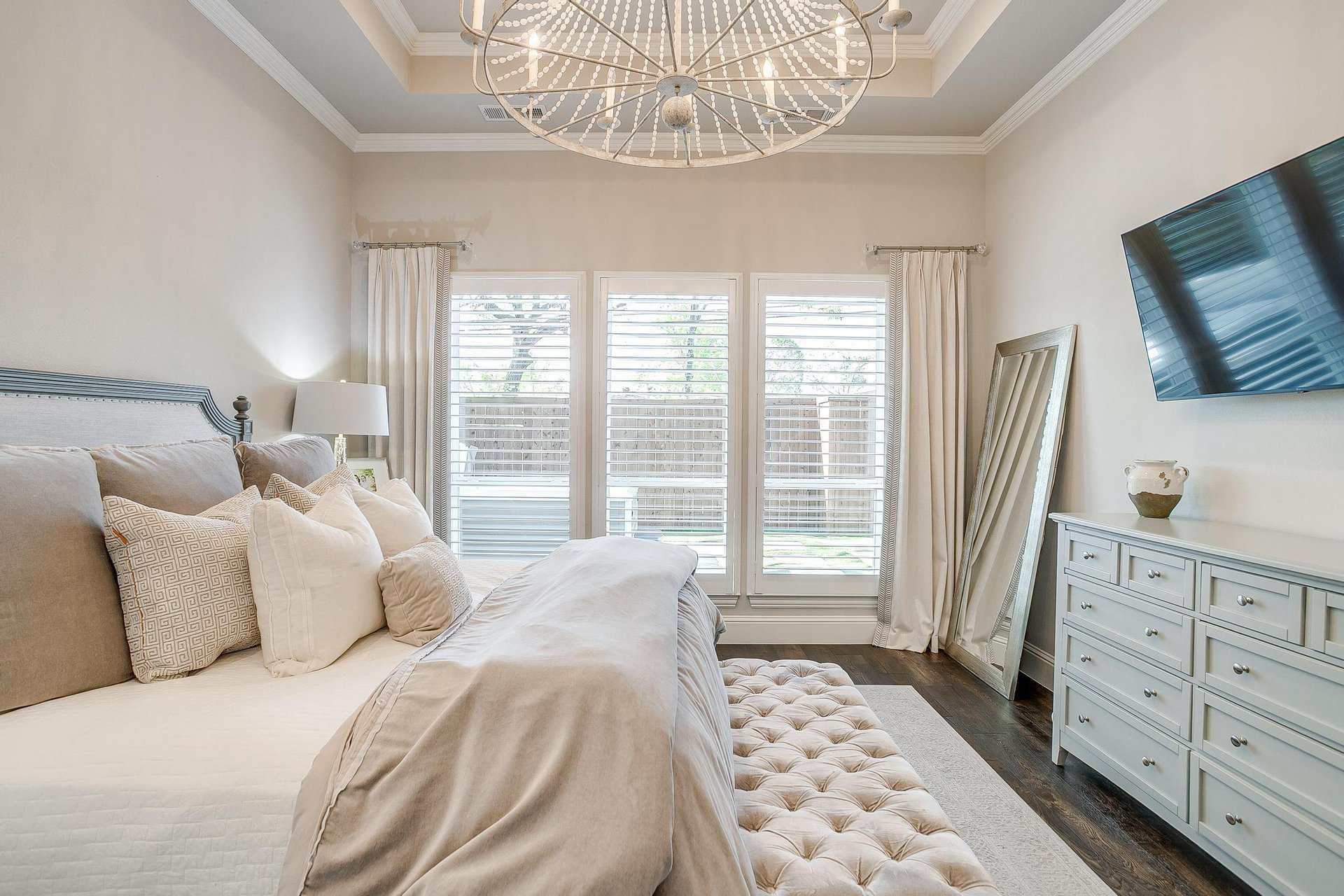 An image that shows 9026 Longmont Drive (26 Of 65)