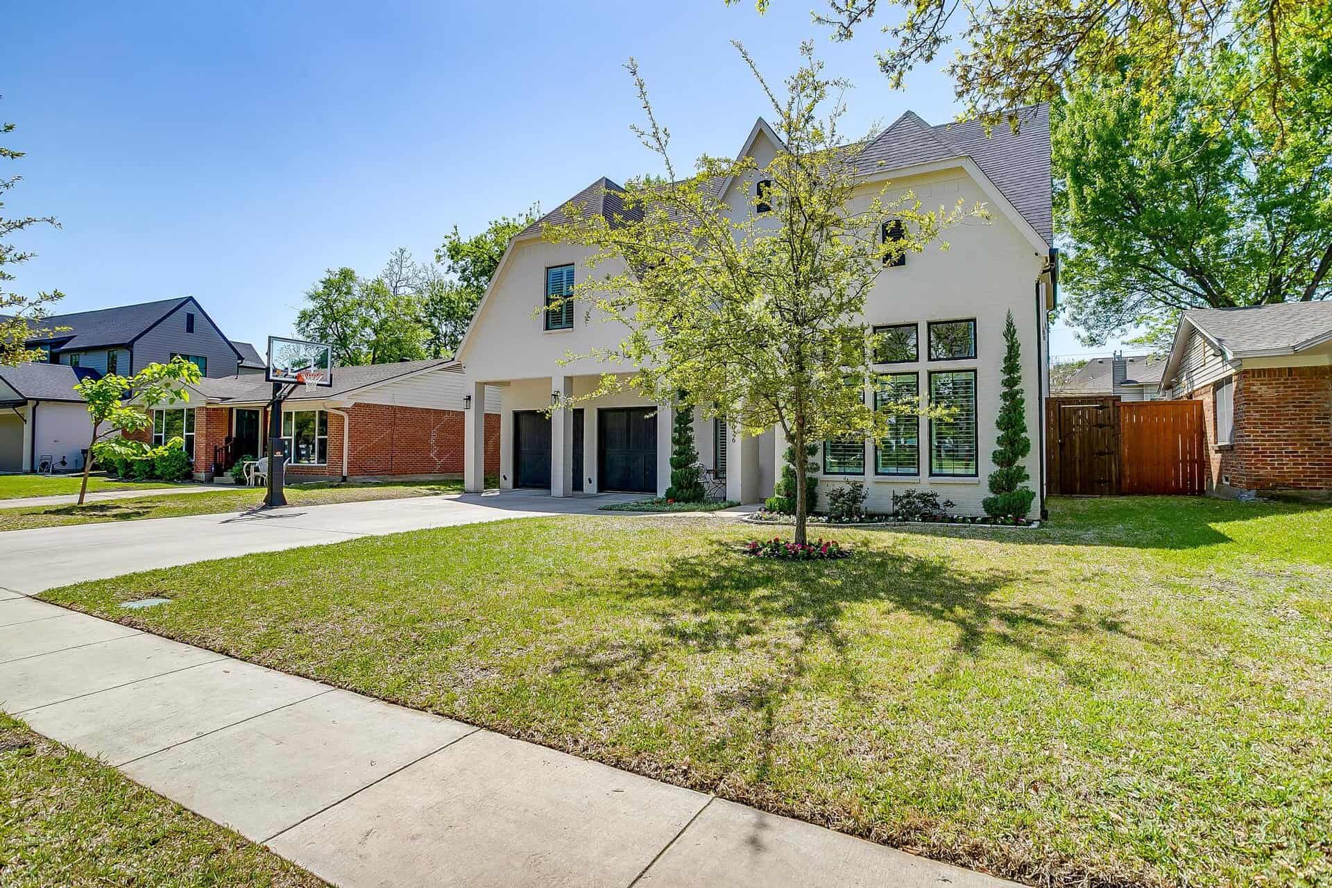 An image that shows 9026 Longmont Drive (3 Of 65)