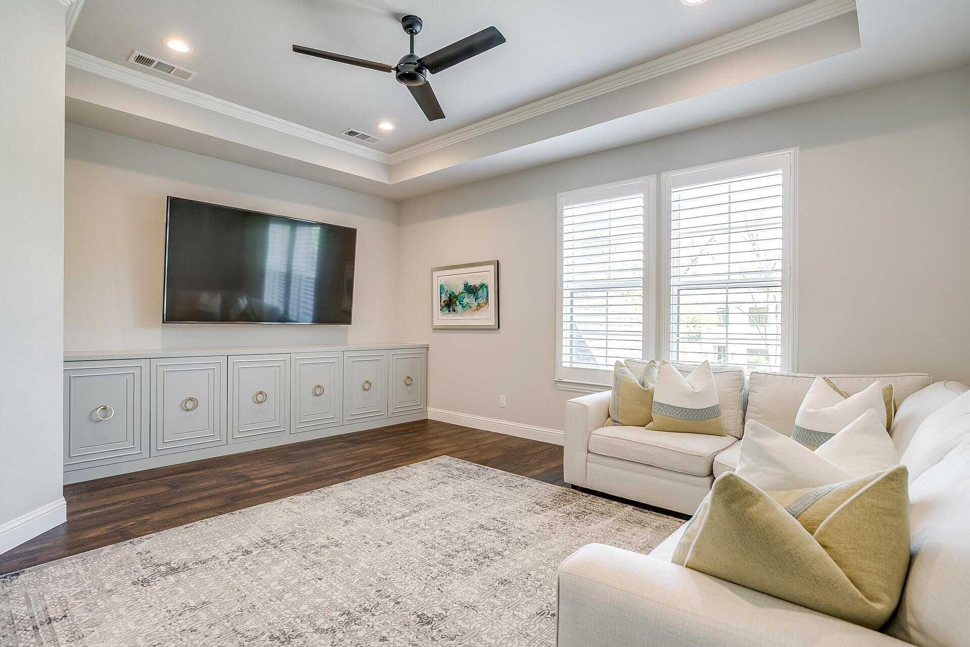 An image that shows 9026 Longmont Drive (39 Of 65)