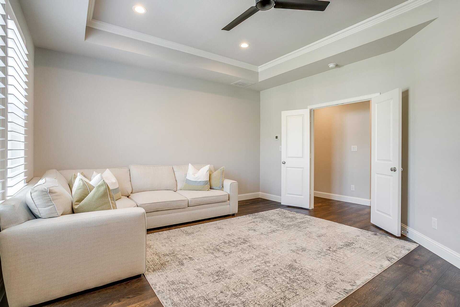 An image that shows 9026 Longmont Drive (41 Of 65)