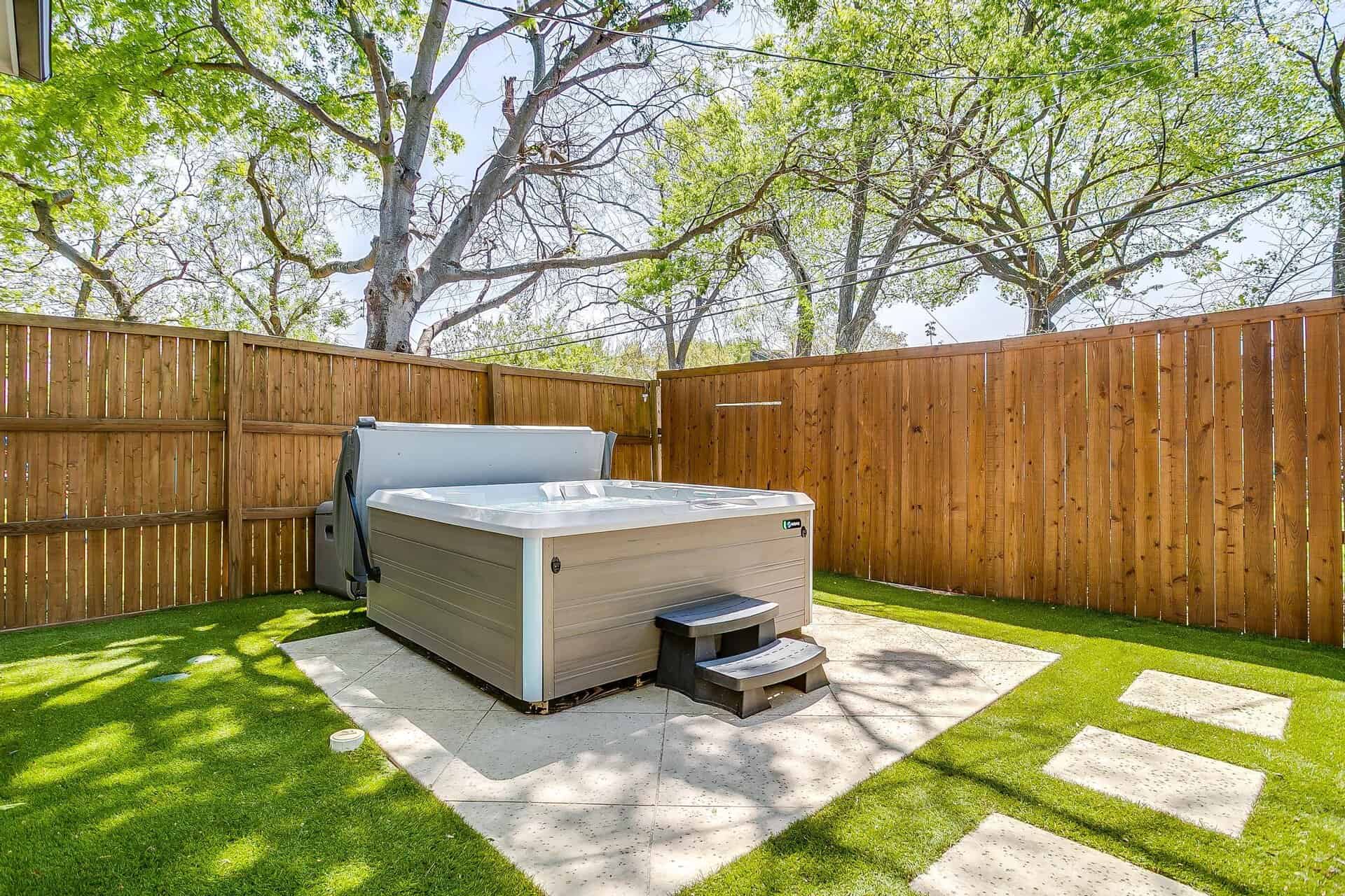 An image that shows 9026 Longmont Drive (60 Of 65)