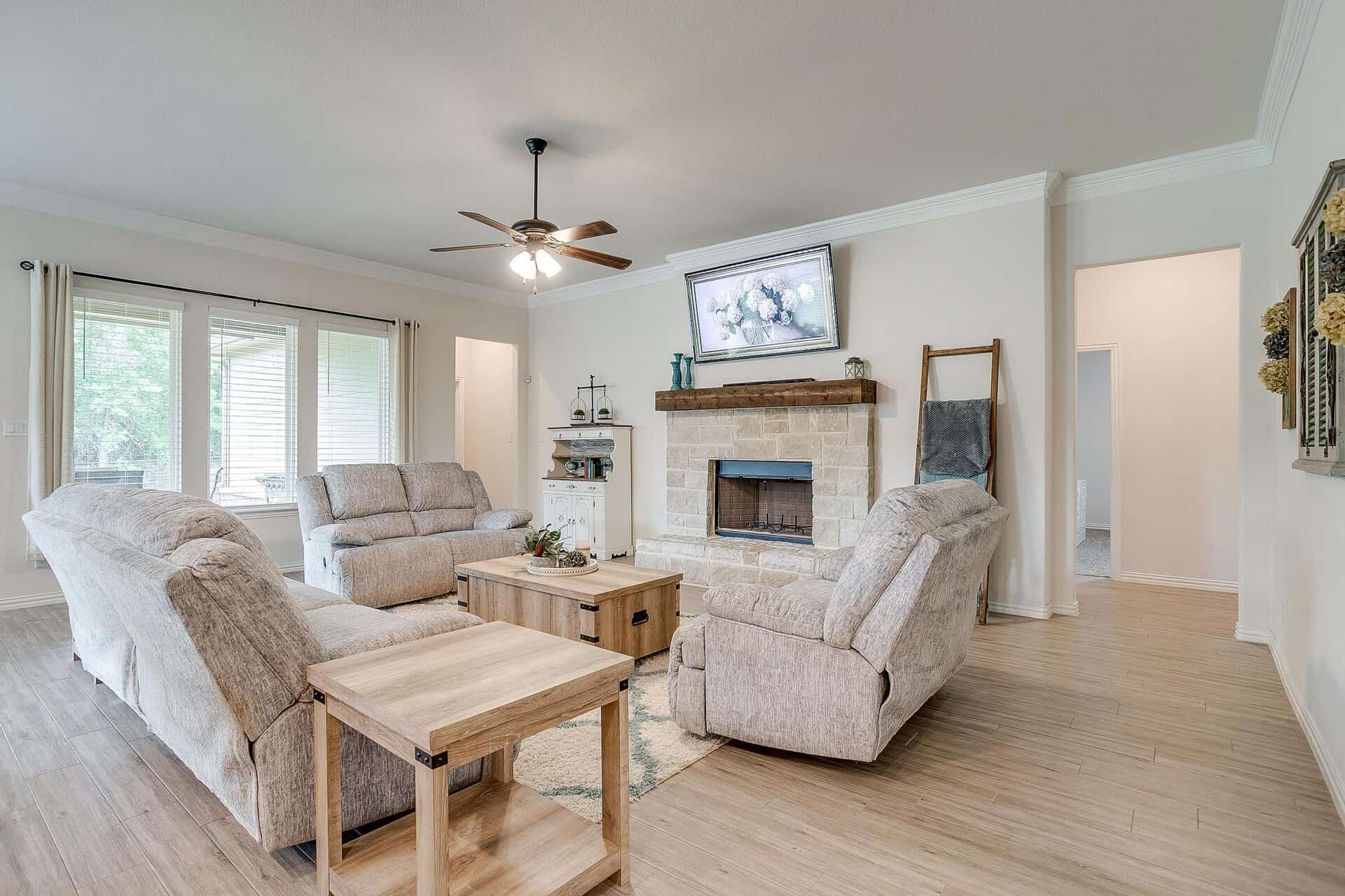 An image that shows 2184 Sugar Button Lane (20 Of 56)