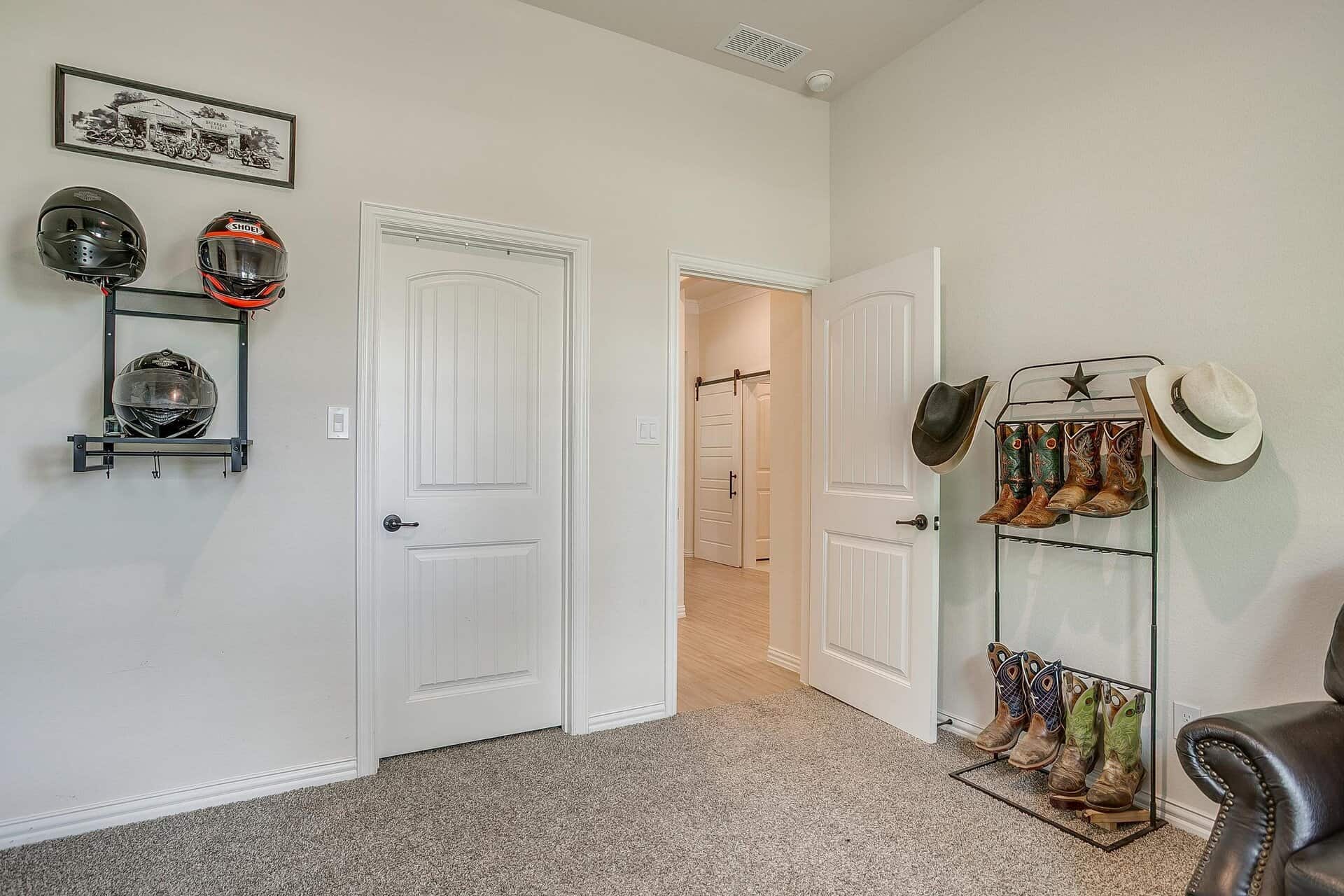 An image that shows 2184 Sugar Button Lane (39 Of 56)