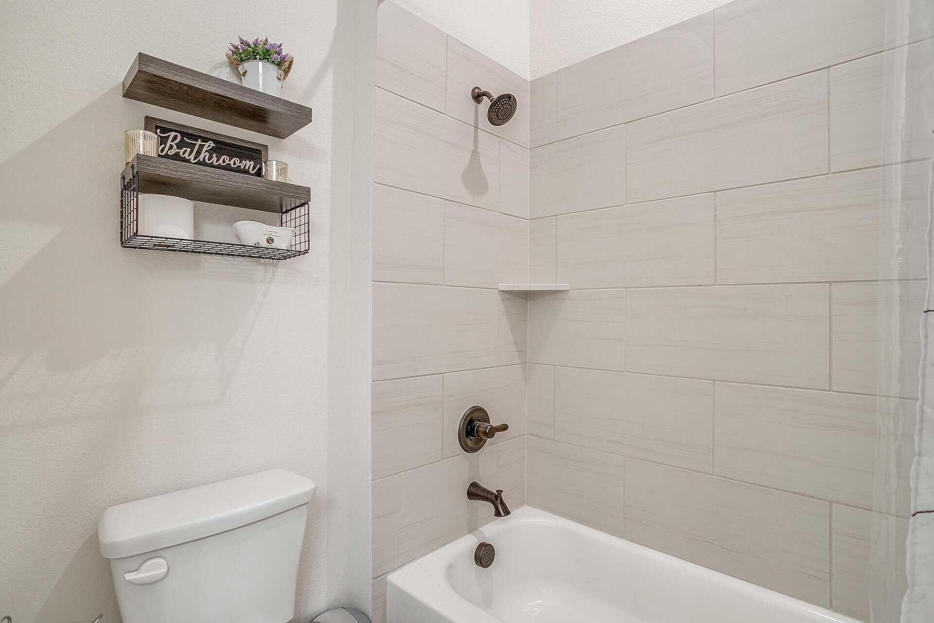 An image that shows 2184 Sugar Button Lane (41 Of 56)