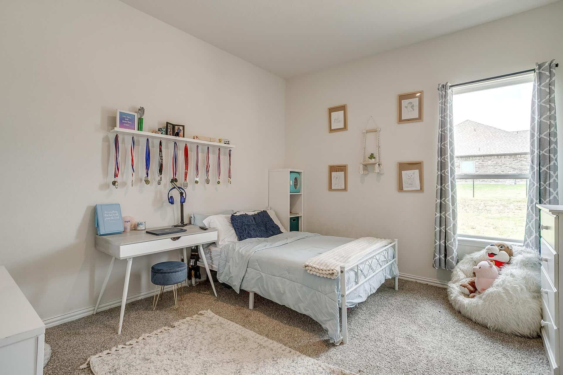 An image that shows 2184 Sugar Button Lane (43 Of 56)