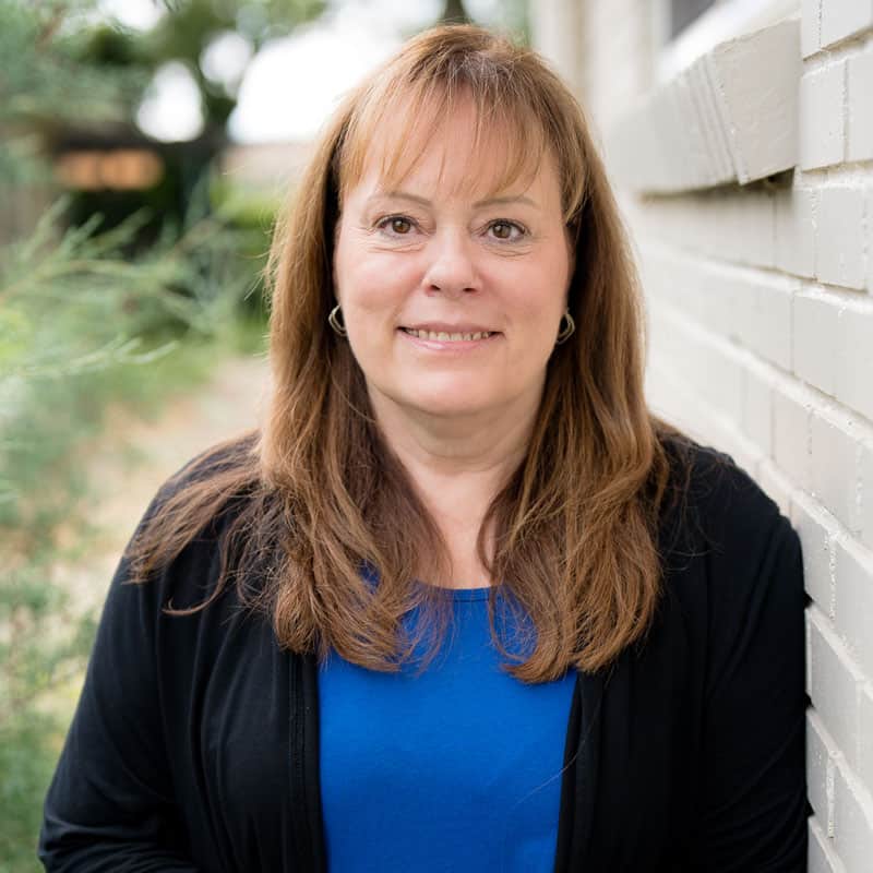 An image that shows Lisa Richards Profile Web