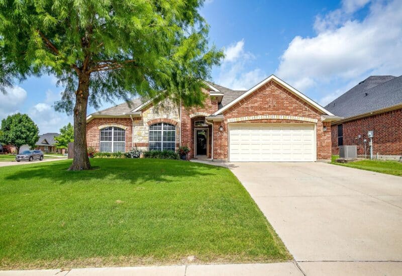 An image that shows 1012 Linden Drive (2 Of 60)