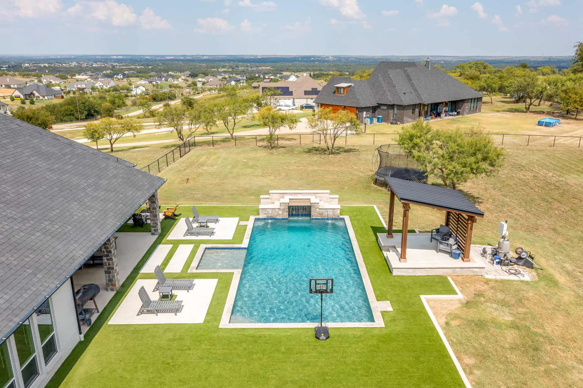 An image that shows 148 Maravilla Dr (15 Of 161)