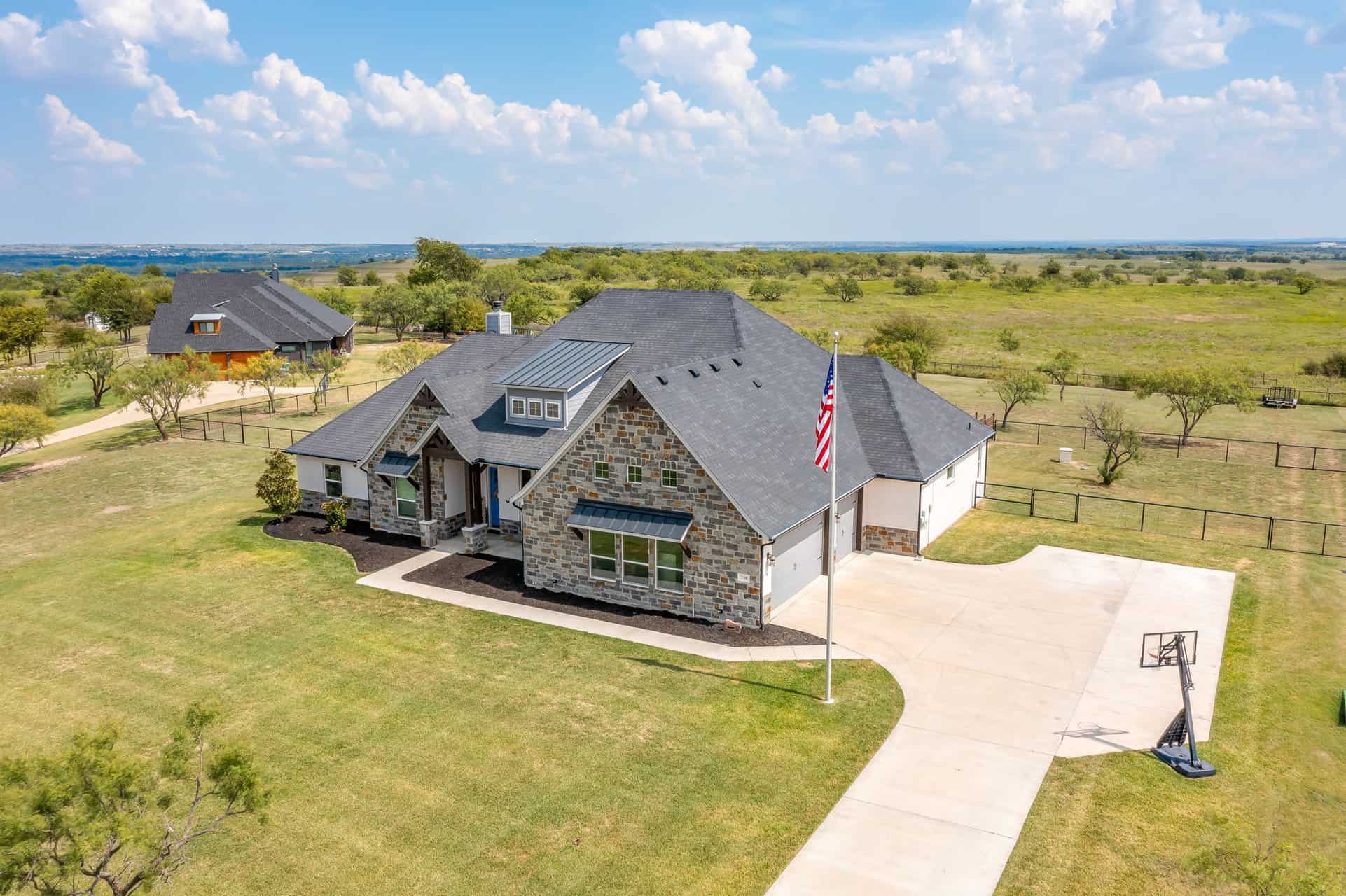 An image that shows 148 Maravilla Dr (6 Of 161)