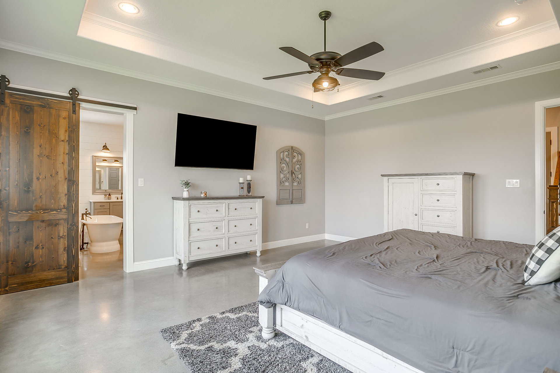 An image that shows 148 Maravilla Dr (61 Of 161)