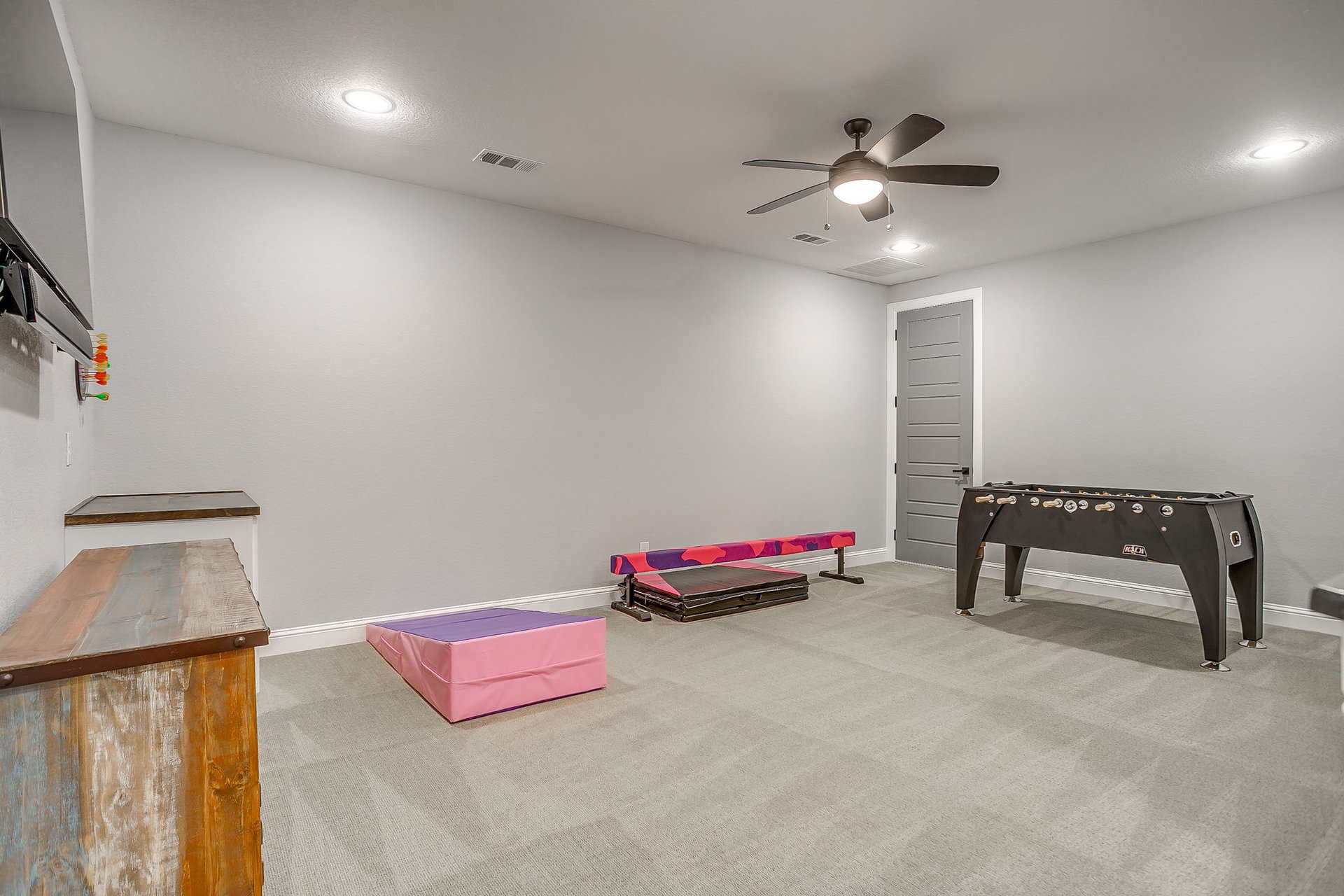 An image that shows 148 Maravilla Dr (80 Of 161)