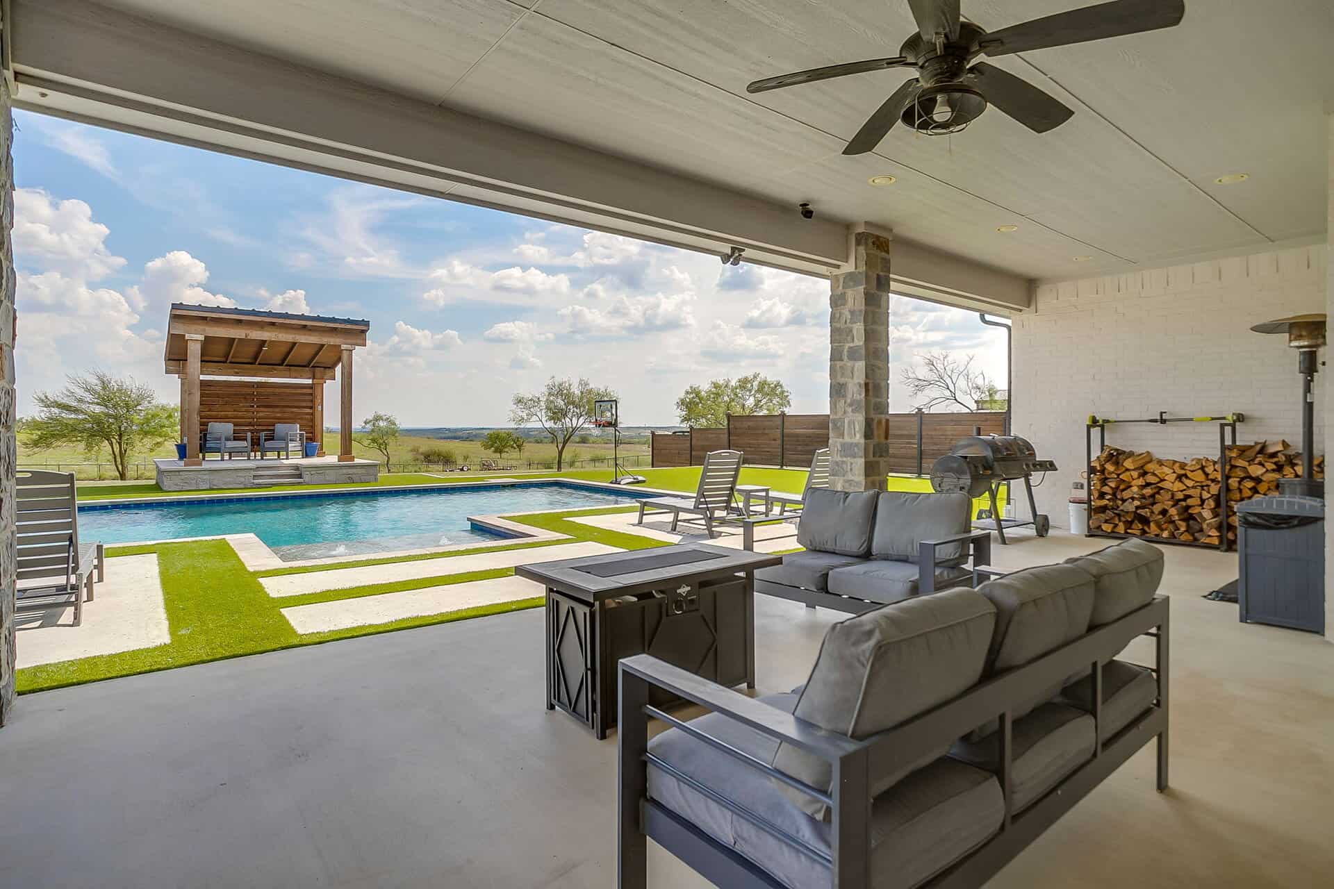 An image that shows 148 Maravilla Dr (84 Of 161)