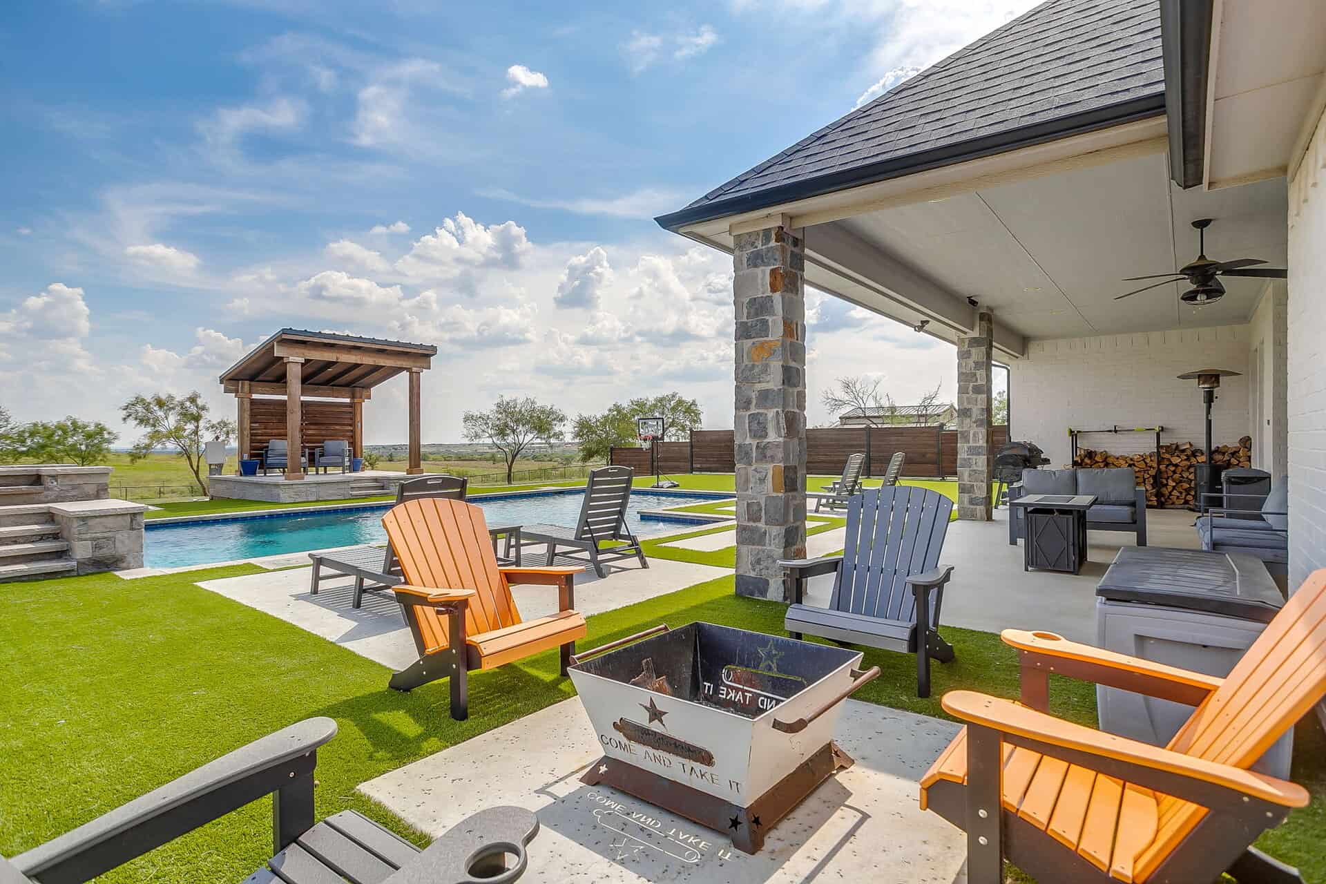 An image that shows 148 Maravilla Dr (88 Of 161)