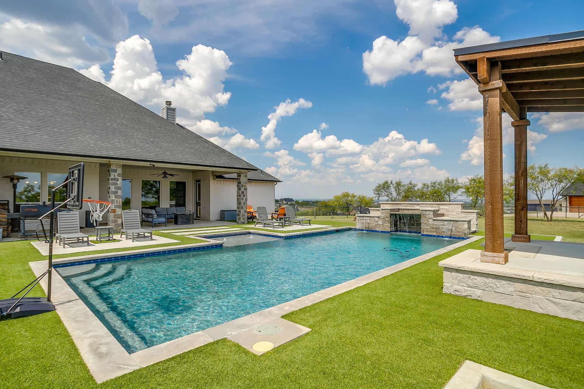 An image that shows 148 Maravilla Dr (95 Of 161)