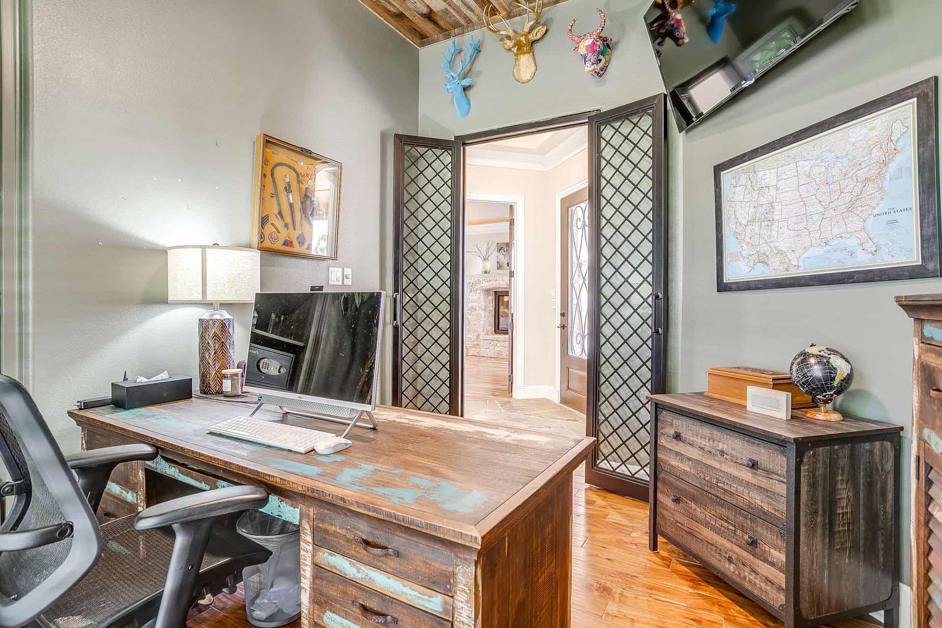 An image that shows 155 Country Vista Cir (27 Of 105)