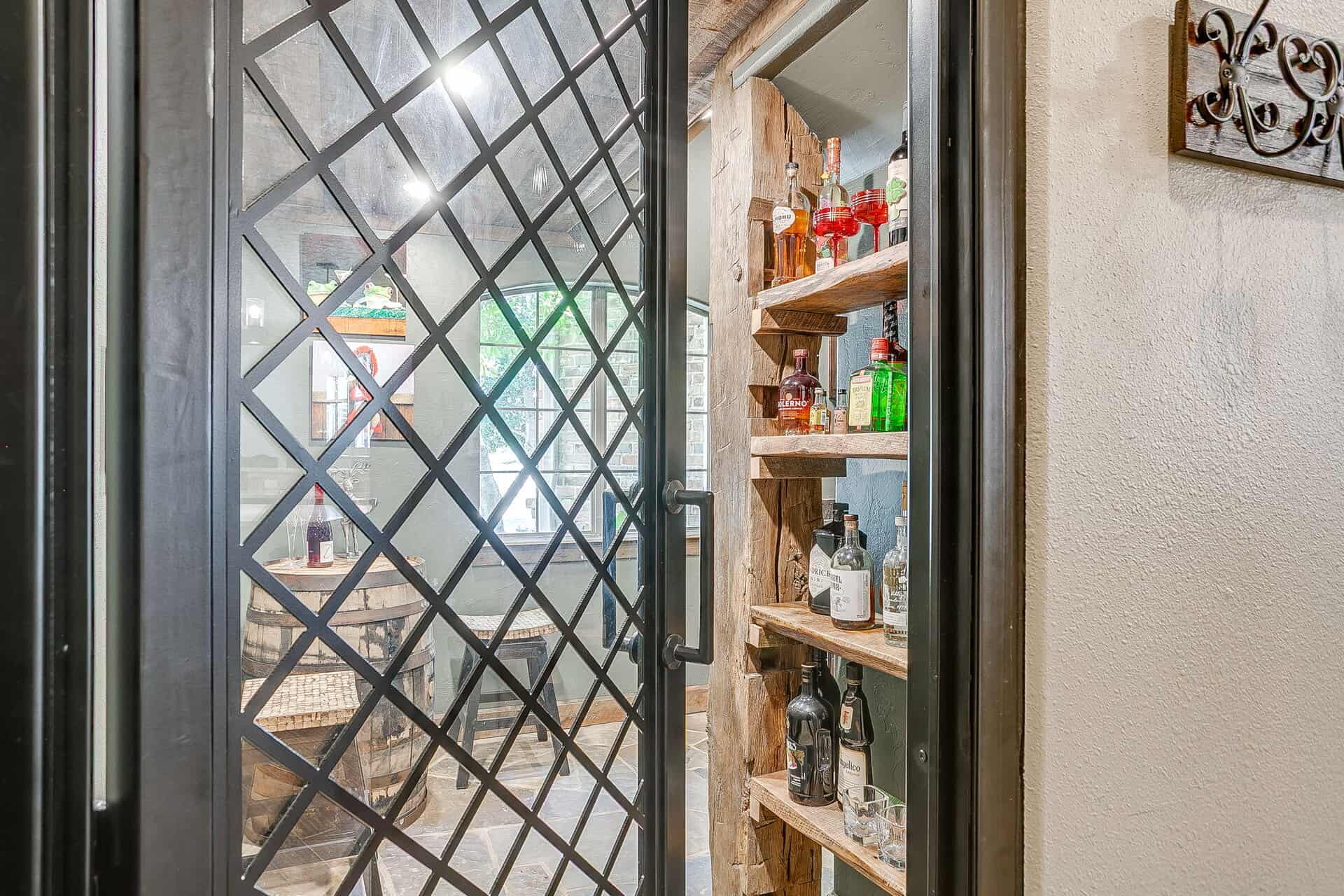 An image that shows 155 Country Vista Cir (45 Of 105)