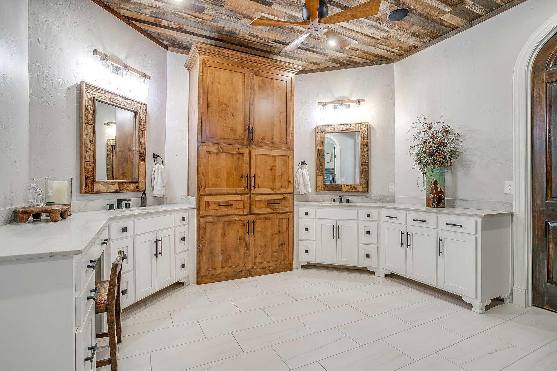 An image that shows 155 Country Vista Cir (52 Of 105)