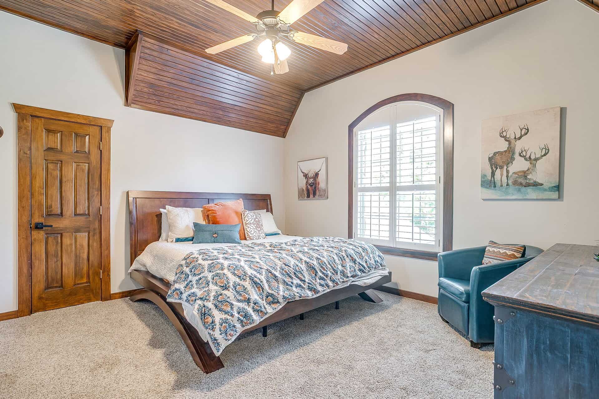 An image that shows 155 Country Vista Cir (75 Of 105)