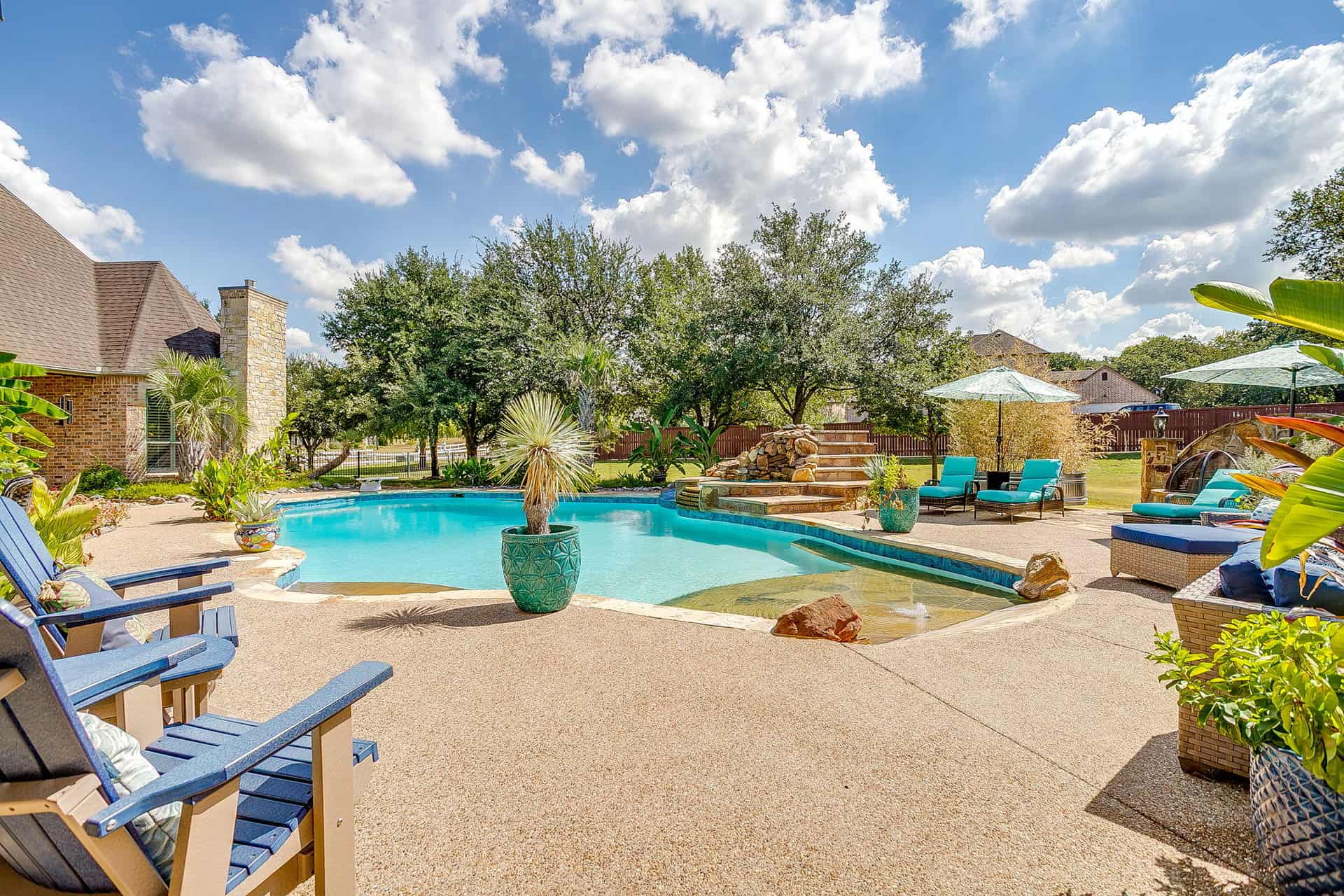 An image that shows 155 Country Vista Cir (89 Of 105)