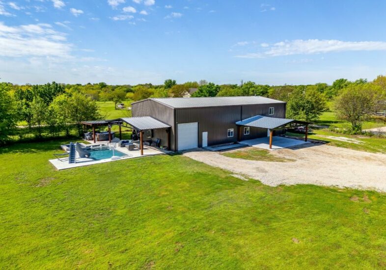 An image that shows 12437 Oak Grove Rd S (10 Of 71)