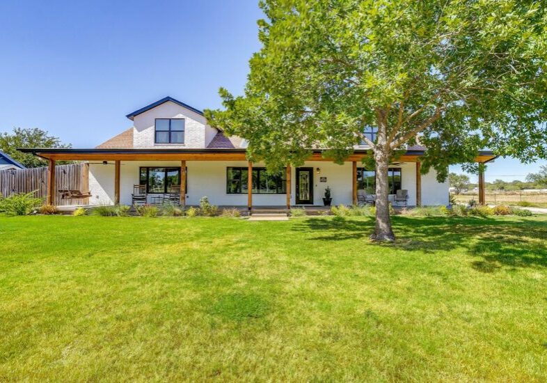 An image that shows 1525 Valley View Grgr (3 Of 5)