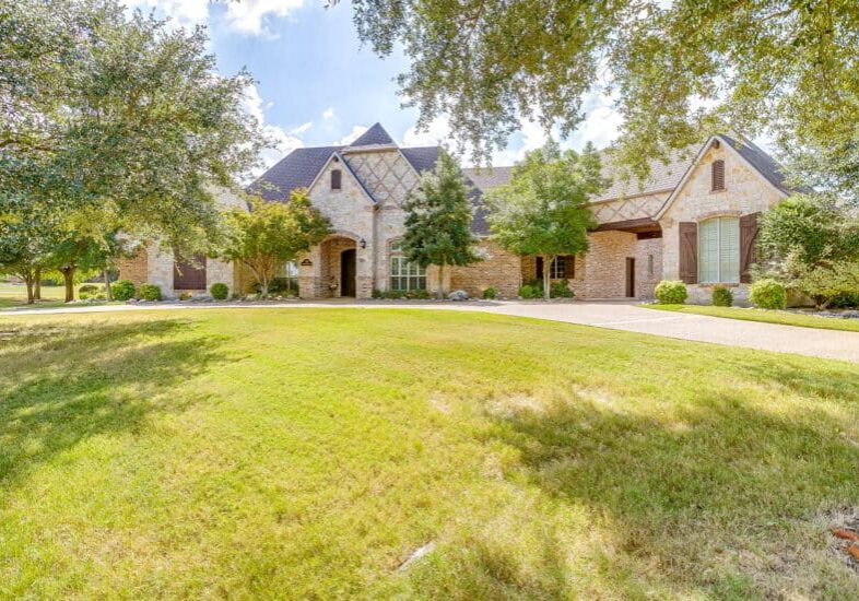 An image that shows 155 Country Vista Cir (16 Of 105)