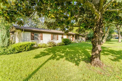 4132 Clayton Rd W. Fort Worth, Texas 76116 - LEAGUE Real Estate