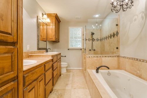 4132 Clayton Rd W. Fort Worth, Texas 76116 - LEAGUE Real Estate