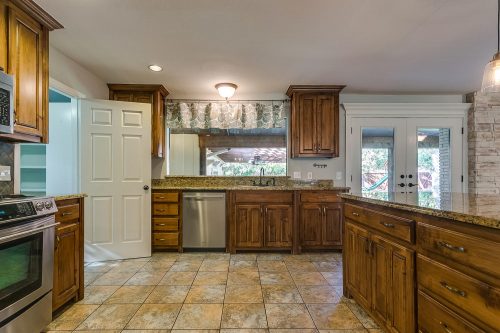4132 Clayton Rd W. Fort Worth, Texas 76116 - LEAGUE Real Estate