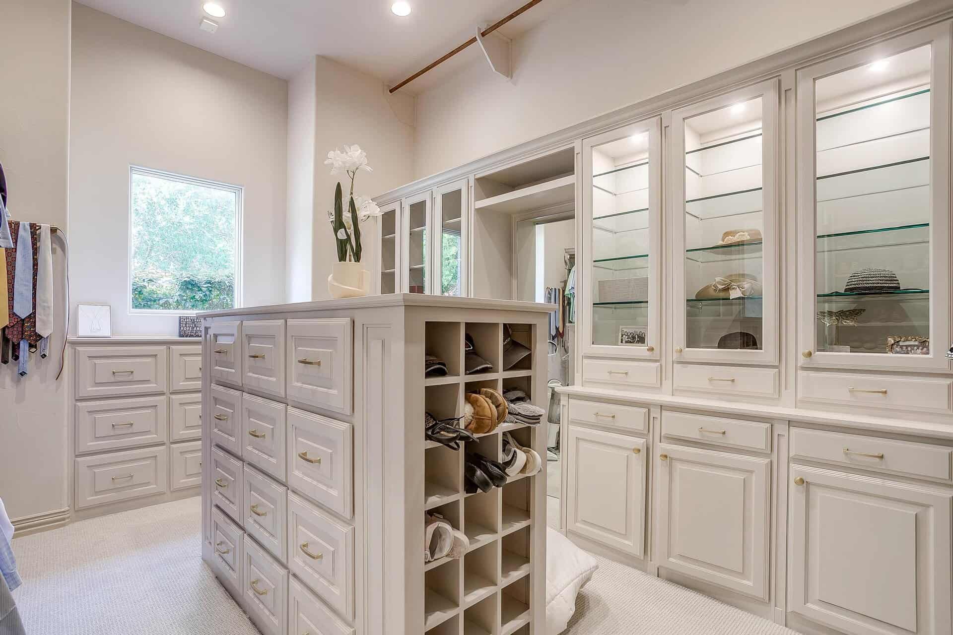 An image that shows 6609 Harbour Town Lane (9 Of 11)