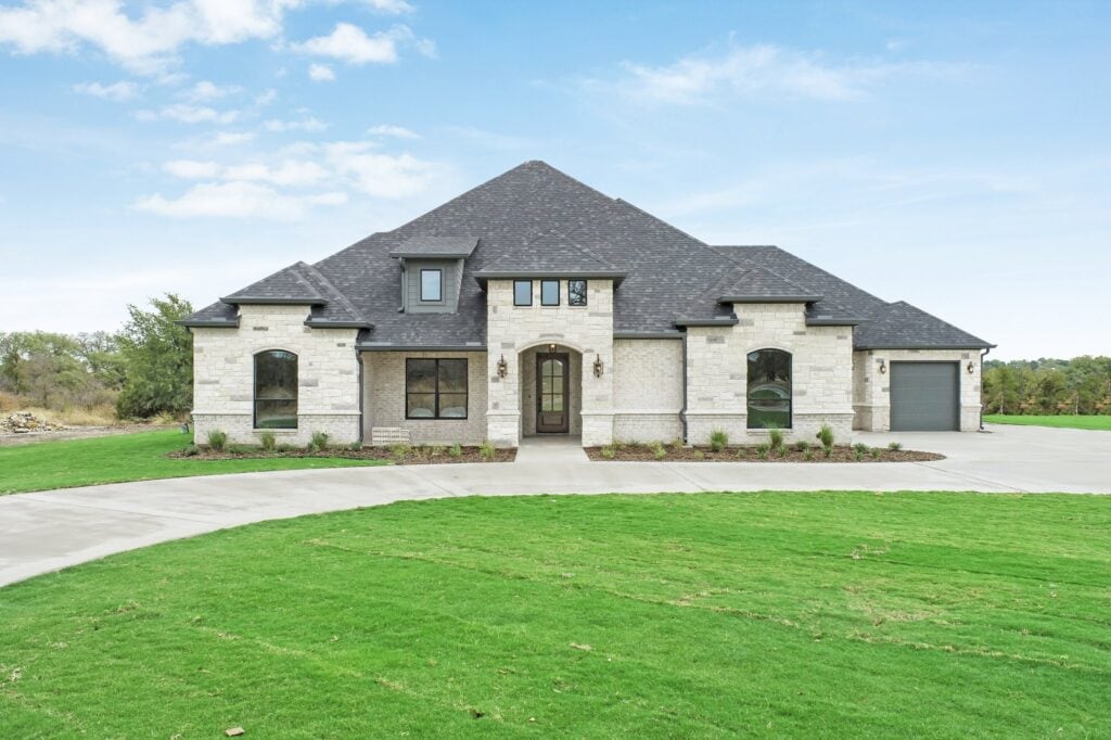An image that shows 358 Tiara Trail Fort Worth Tx 04.jpg Small