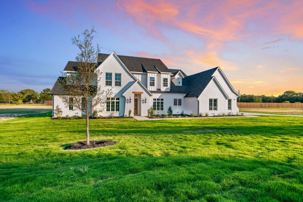 An image that shows 00 1 2 Web Or Mls 7798 Barber Ranch Rd 2