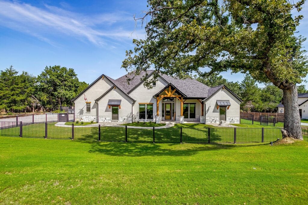 An image that shows 1004 Meadow Wood Terrace (14 Of 71)