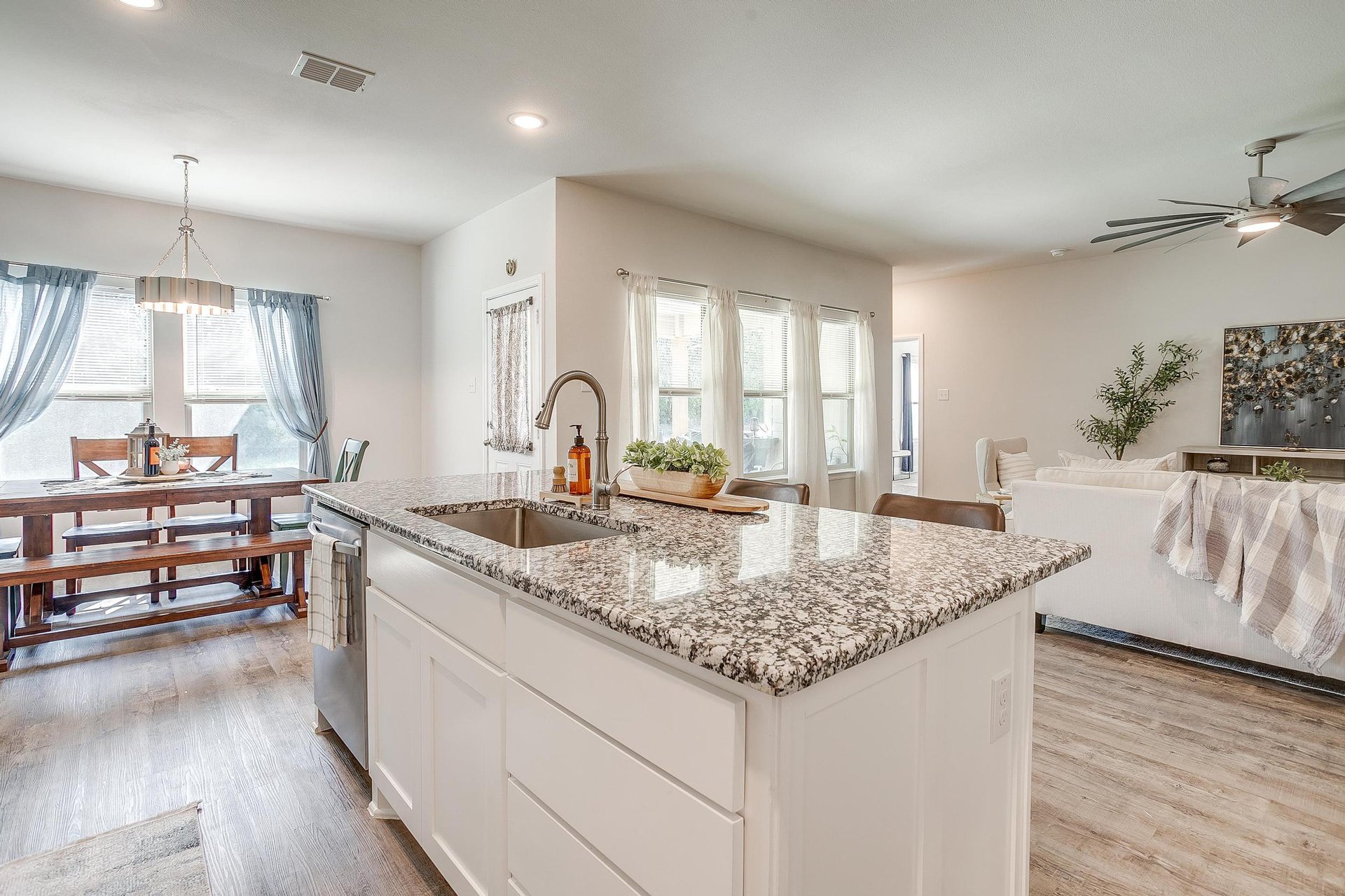 An image that shows 140 Read Ranch Drive (30 Of 55)