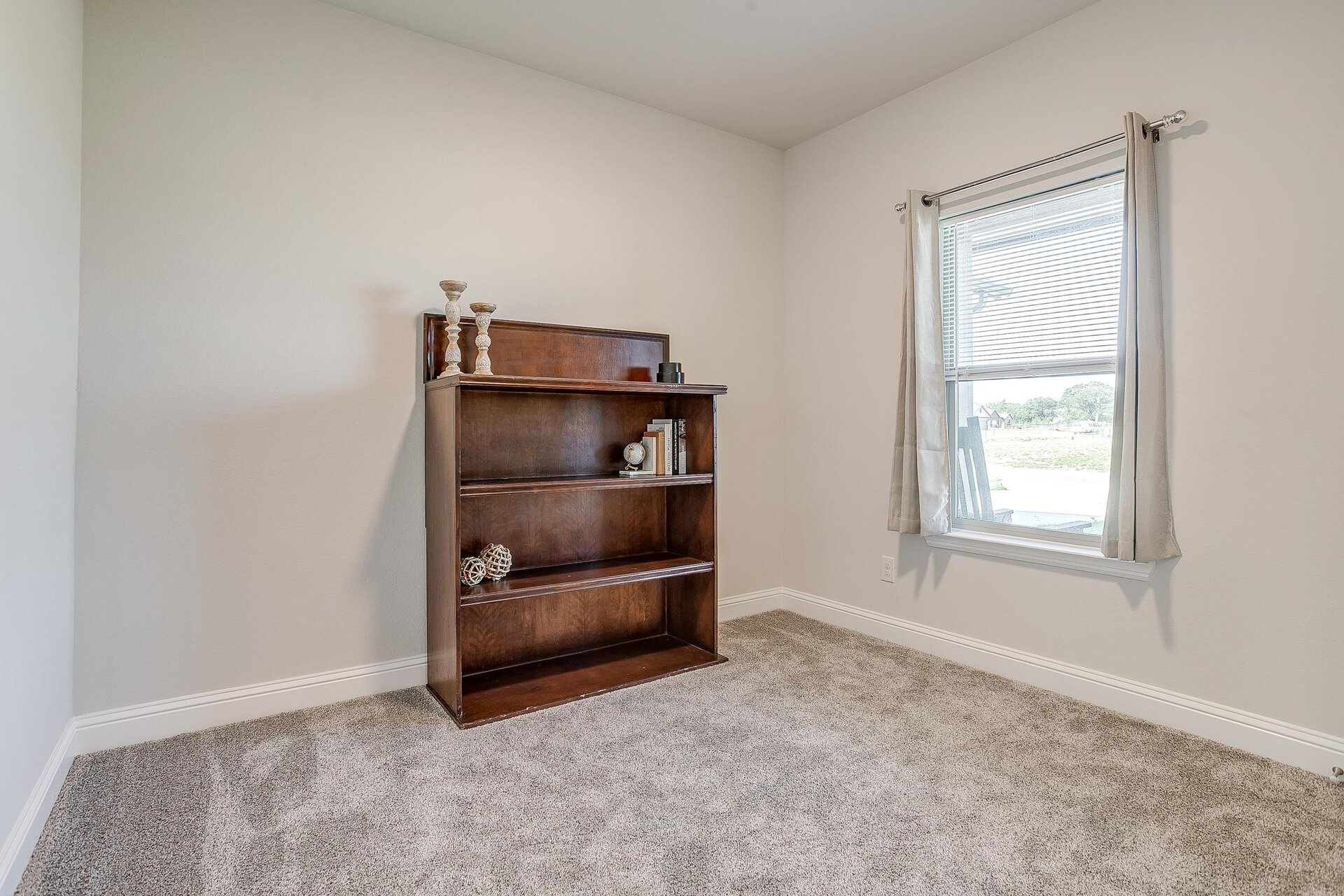 An image that shows 140 Read Ranch Drive (43 Of 55)