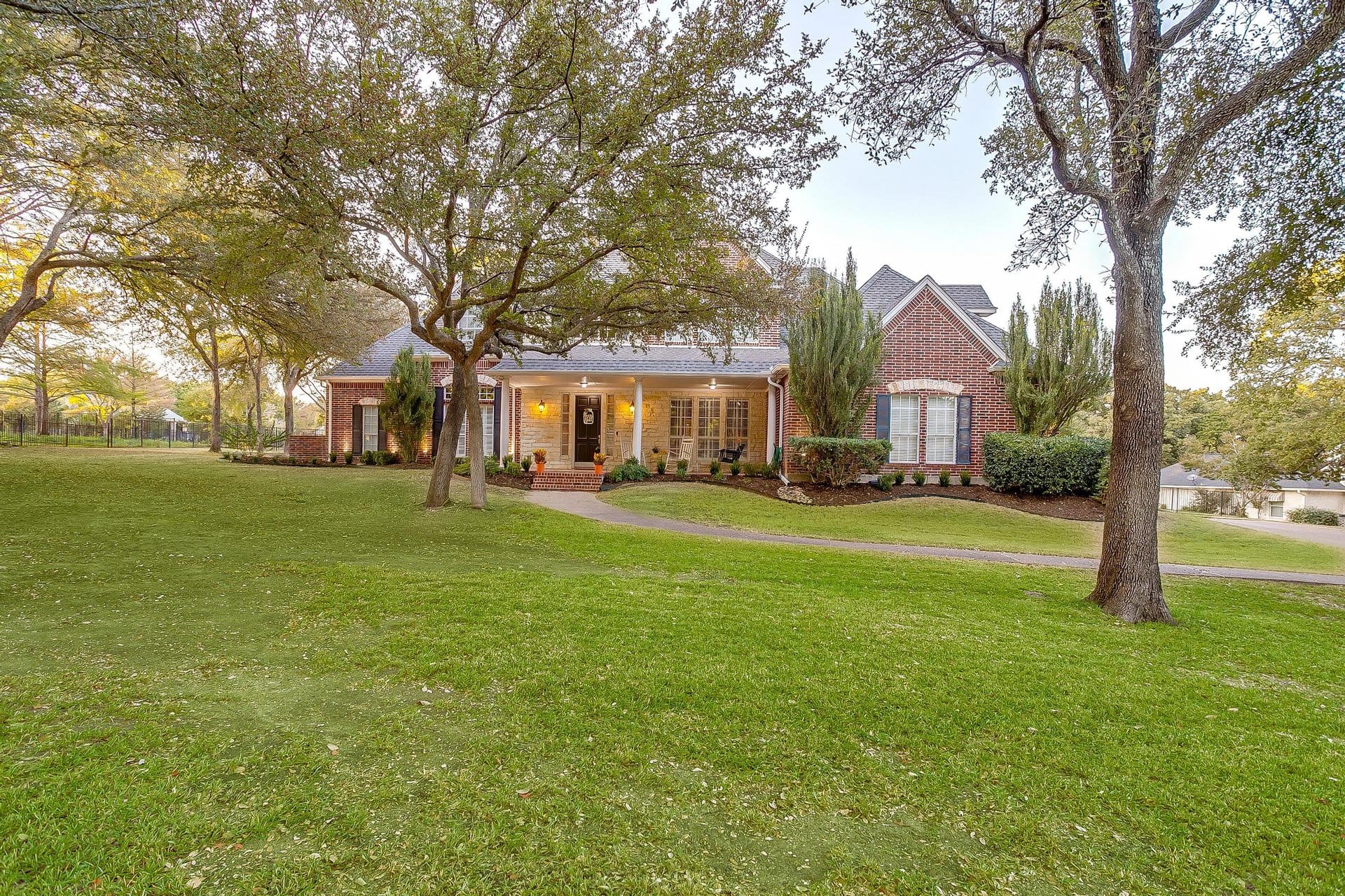 An image that shows 1515 Hunterglenn Drive T (4 Of 6)