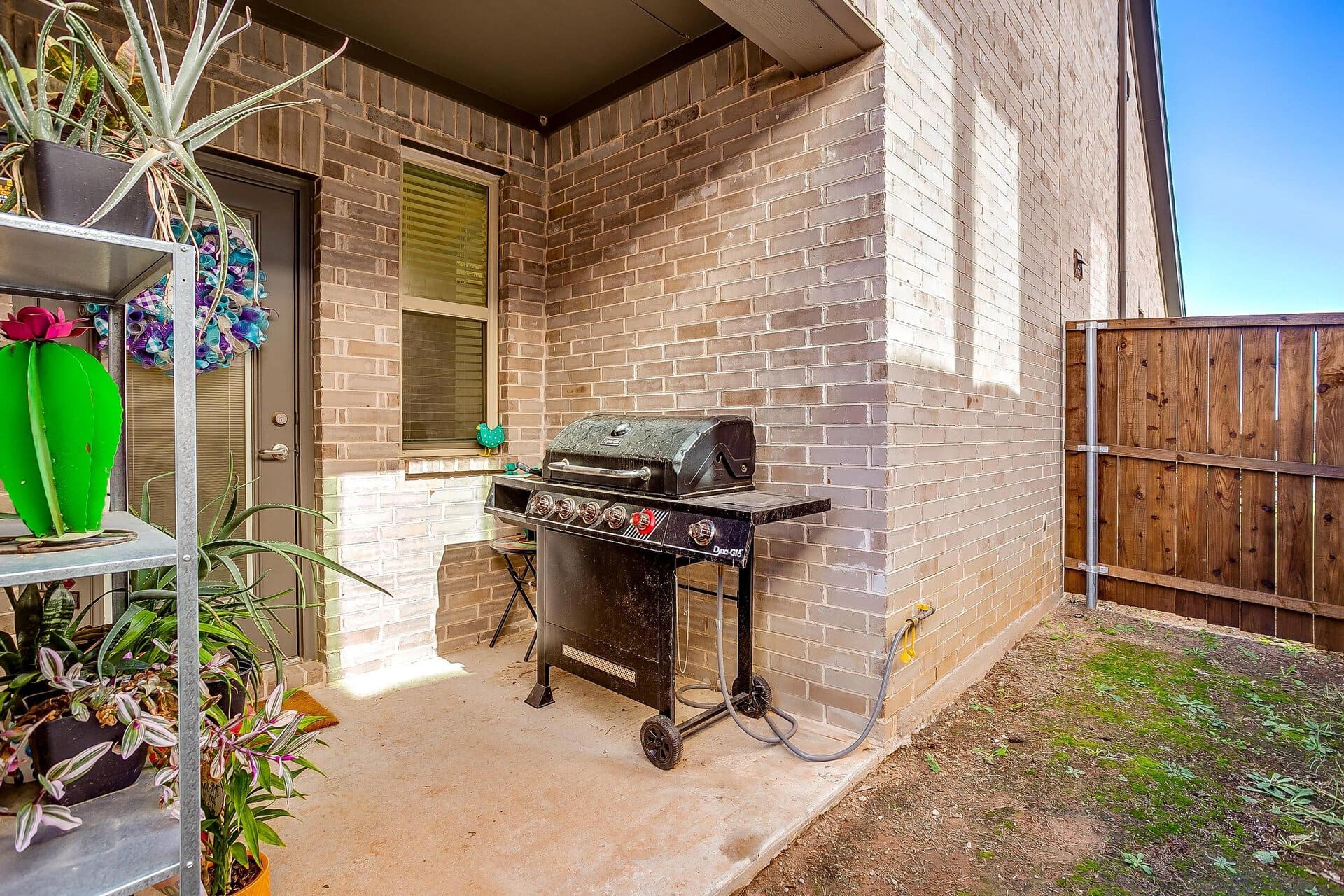 An image that shows 169000 Sophora Ave (39 Of 42)