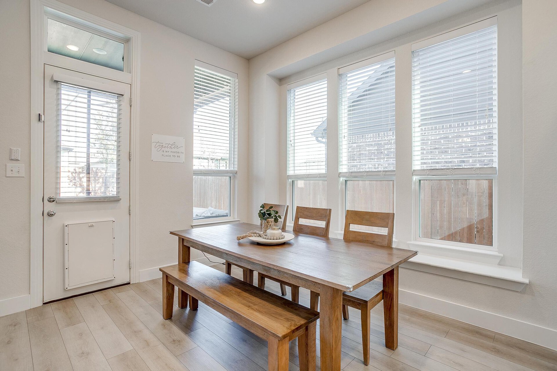 An image that shows 14904 Chipwood Dr (13 Of 42)