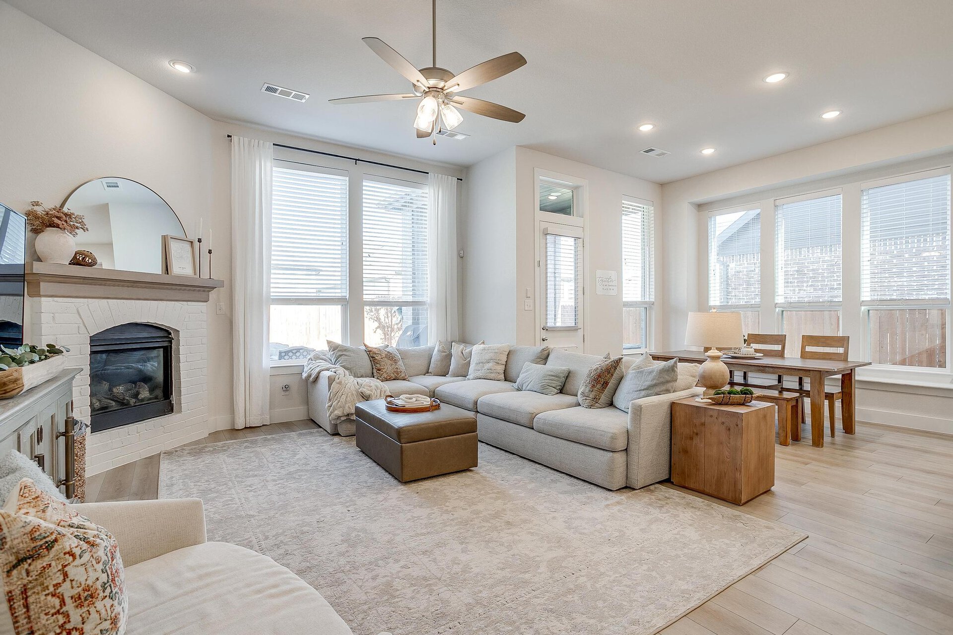 An image that shows 14904 Chipwood Dr (19 Of 42)