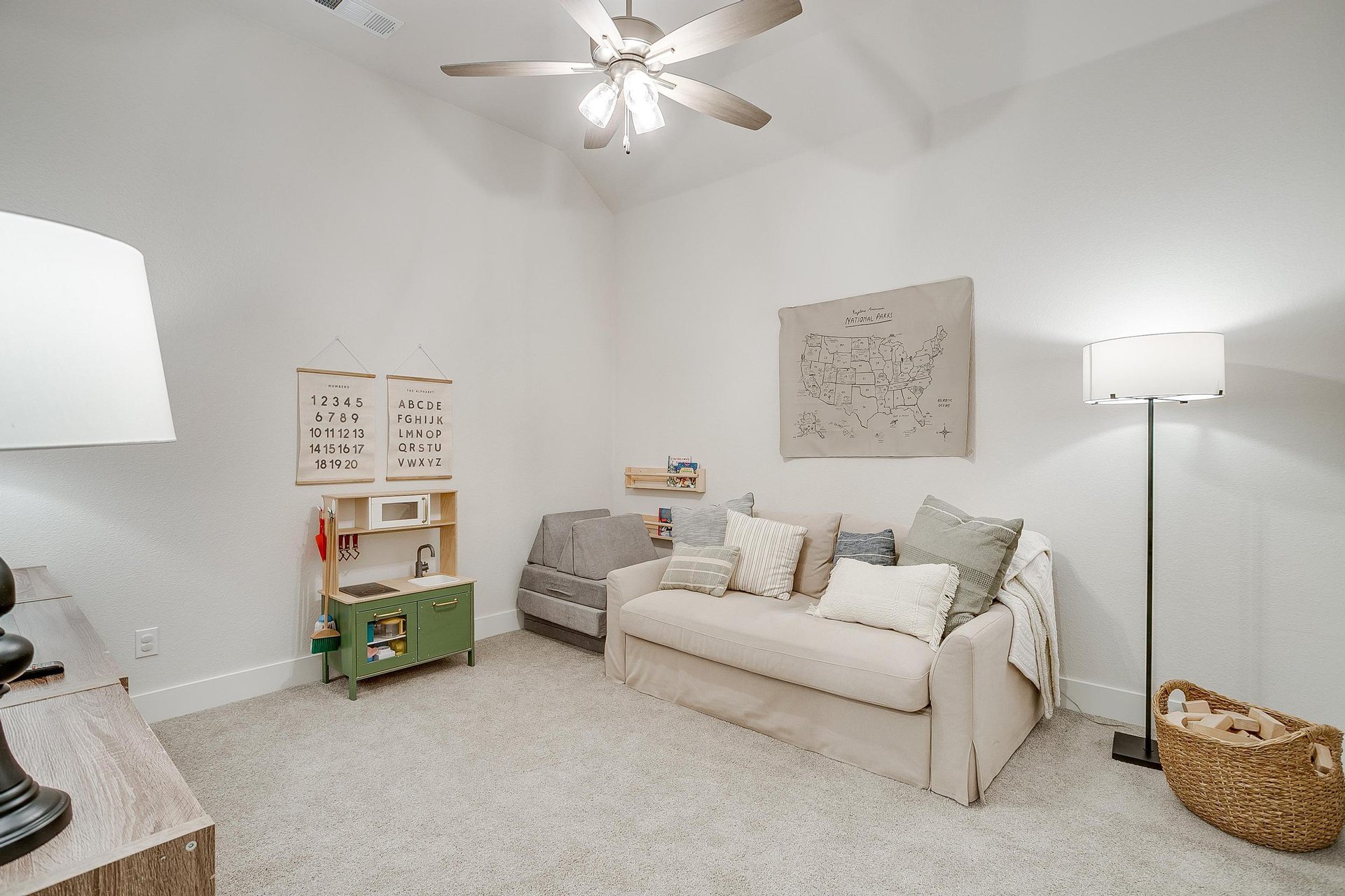 An image that shows 14904 Chipwood Dr (36 Of 42)