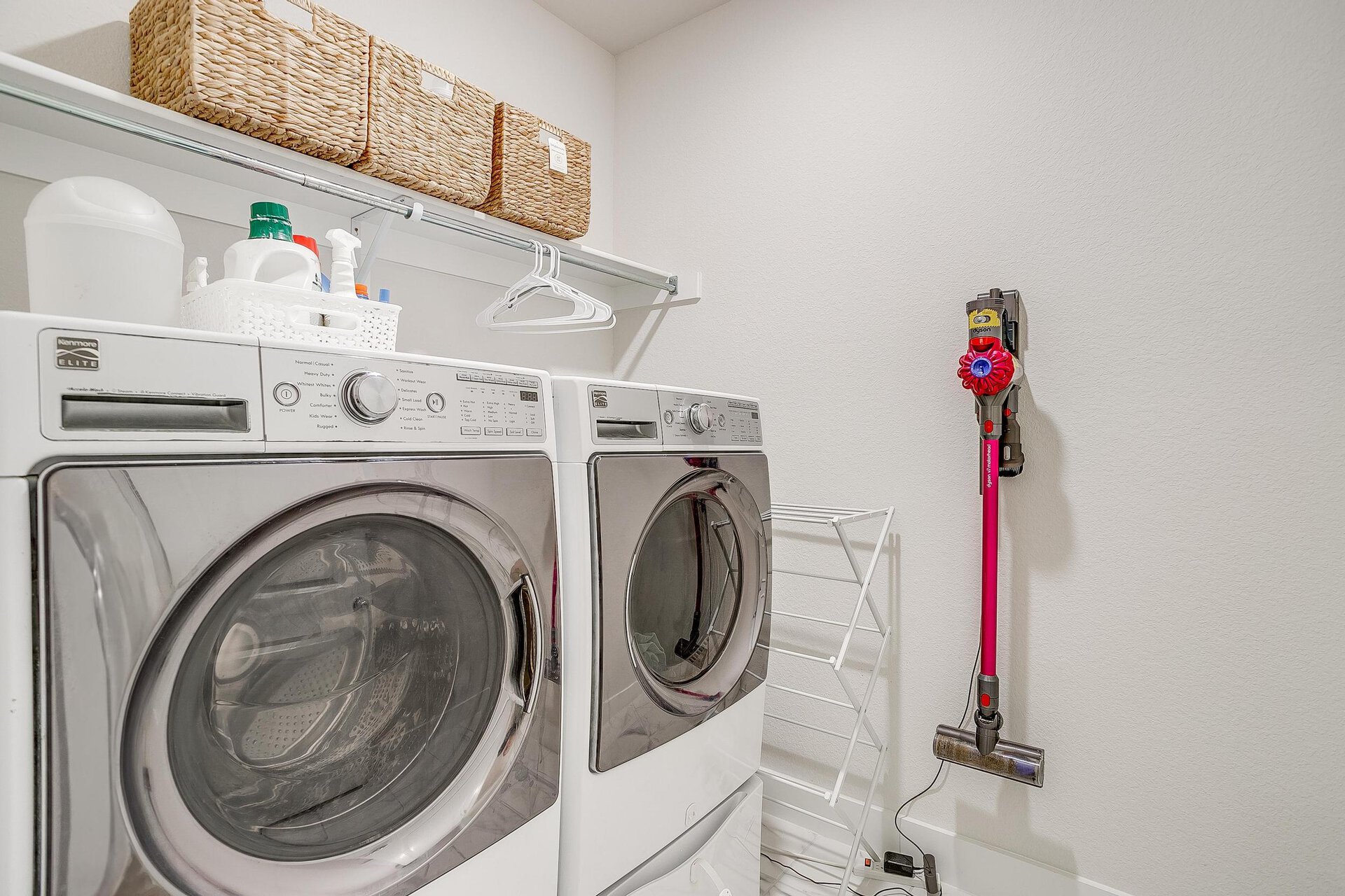 An image that shows 14904 Chipwood Dr (39 Of 42)
