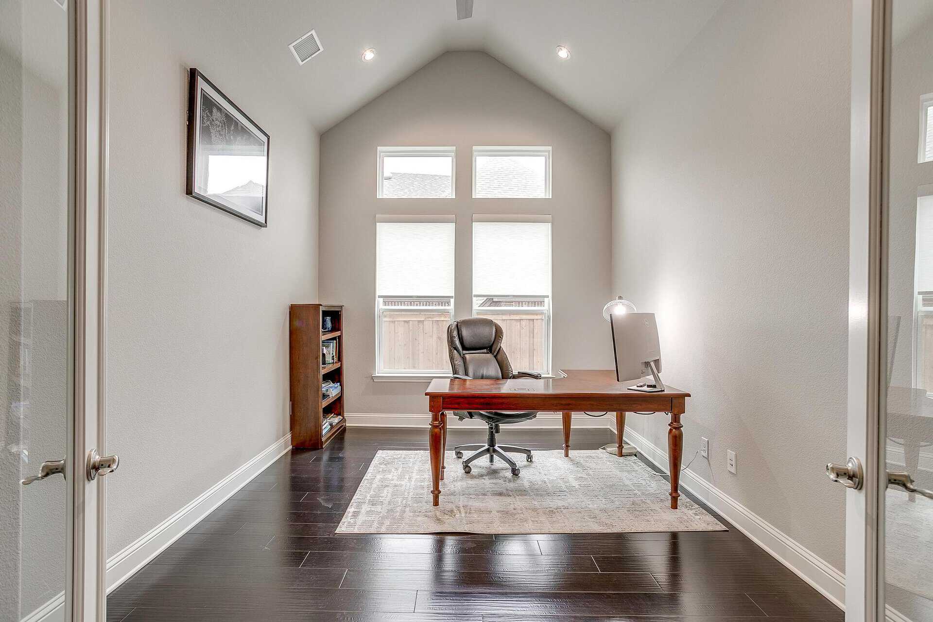 An image that shows 2141 Longspur Drive (10 Of 60)