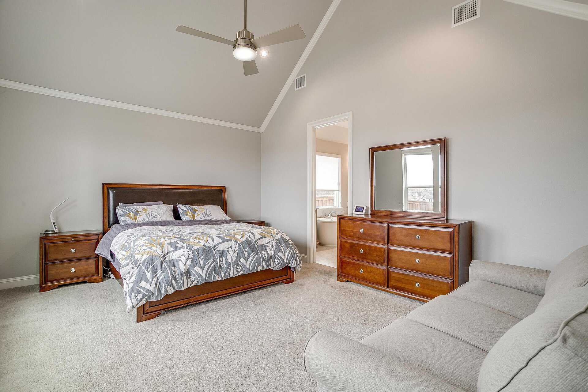 An image that shows 2141 Longspur Drive (30 Of 60)