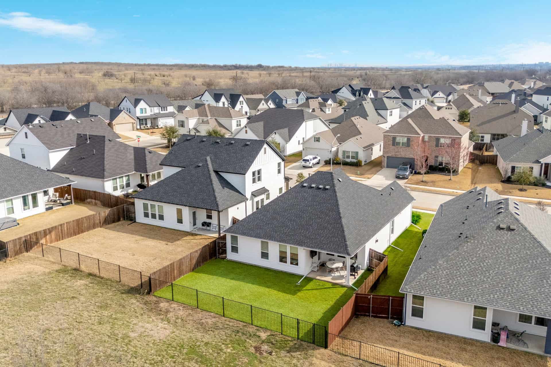 An image that shows 25 Web Or Mls 5212 Ranchero Trl 25