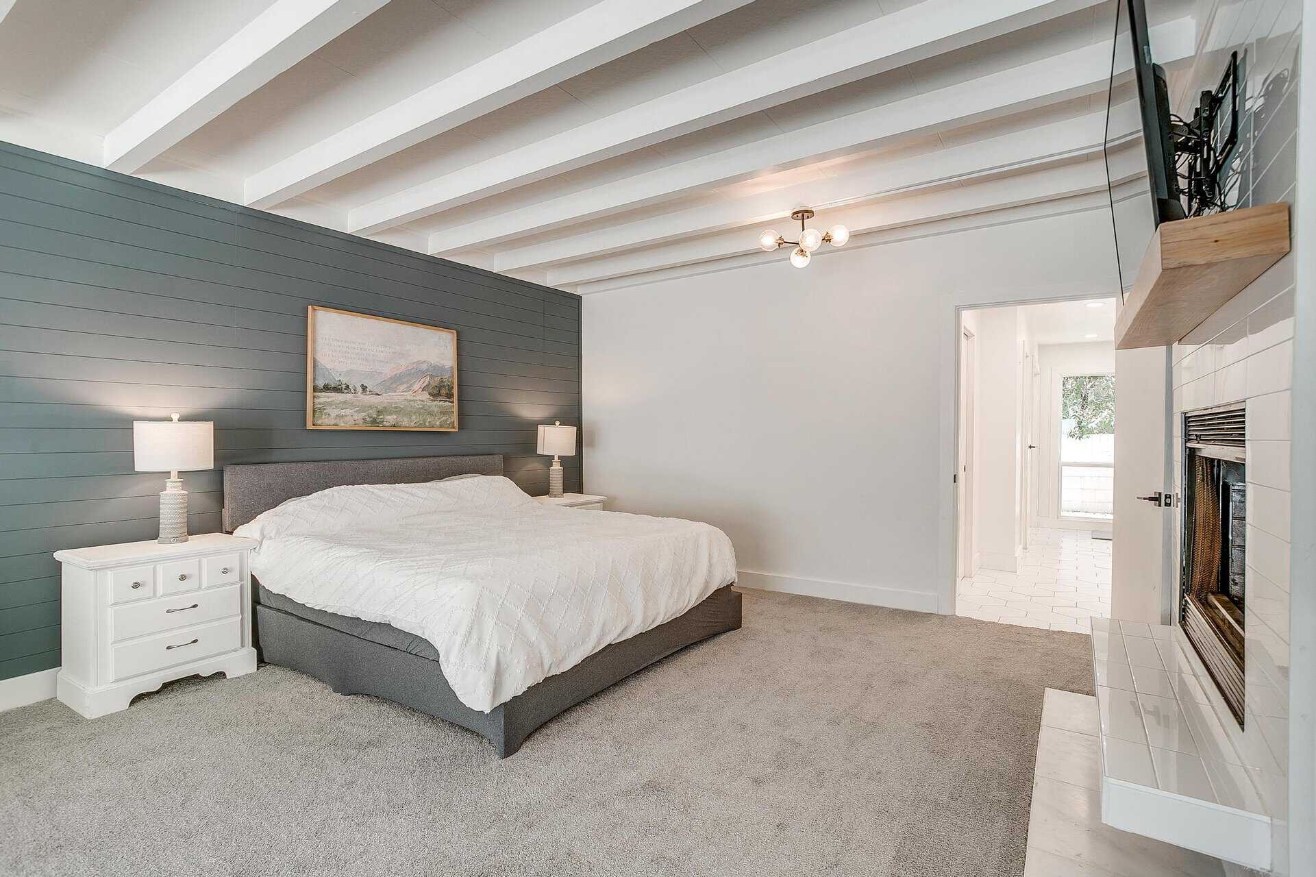 An image that shows 4316 Inwood Rd. (24 Of 47)