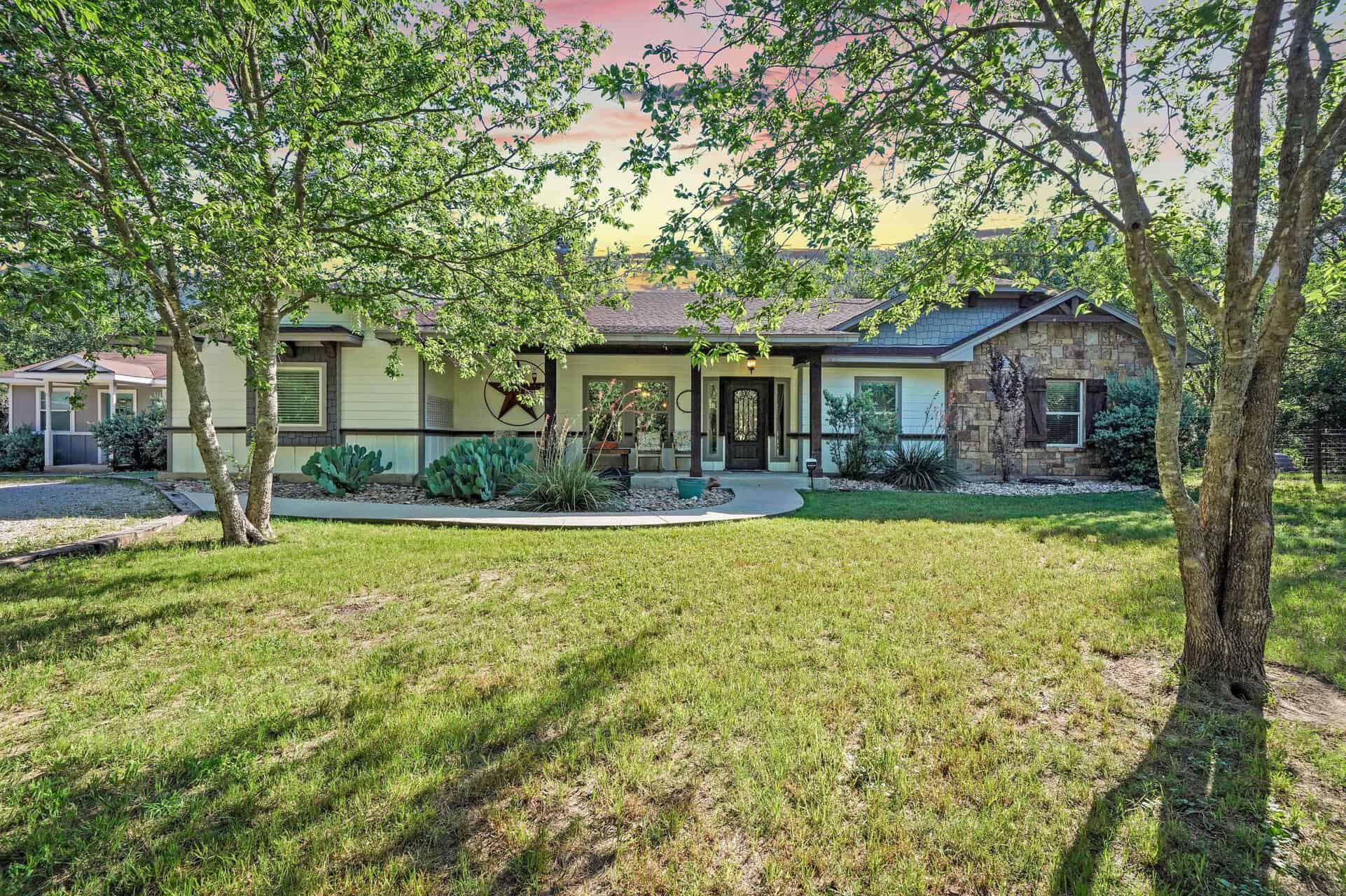 An image that shows 700 Green Tree Dr 25 T.jpg Small