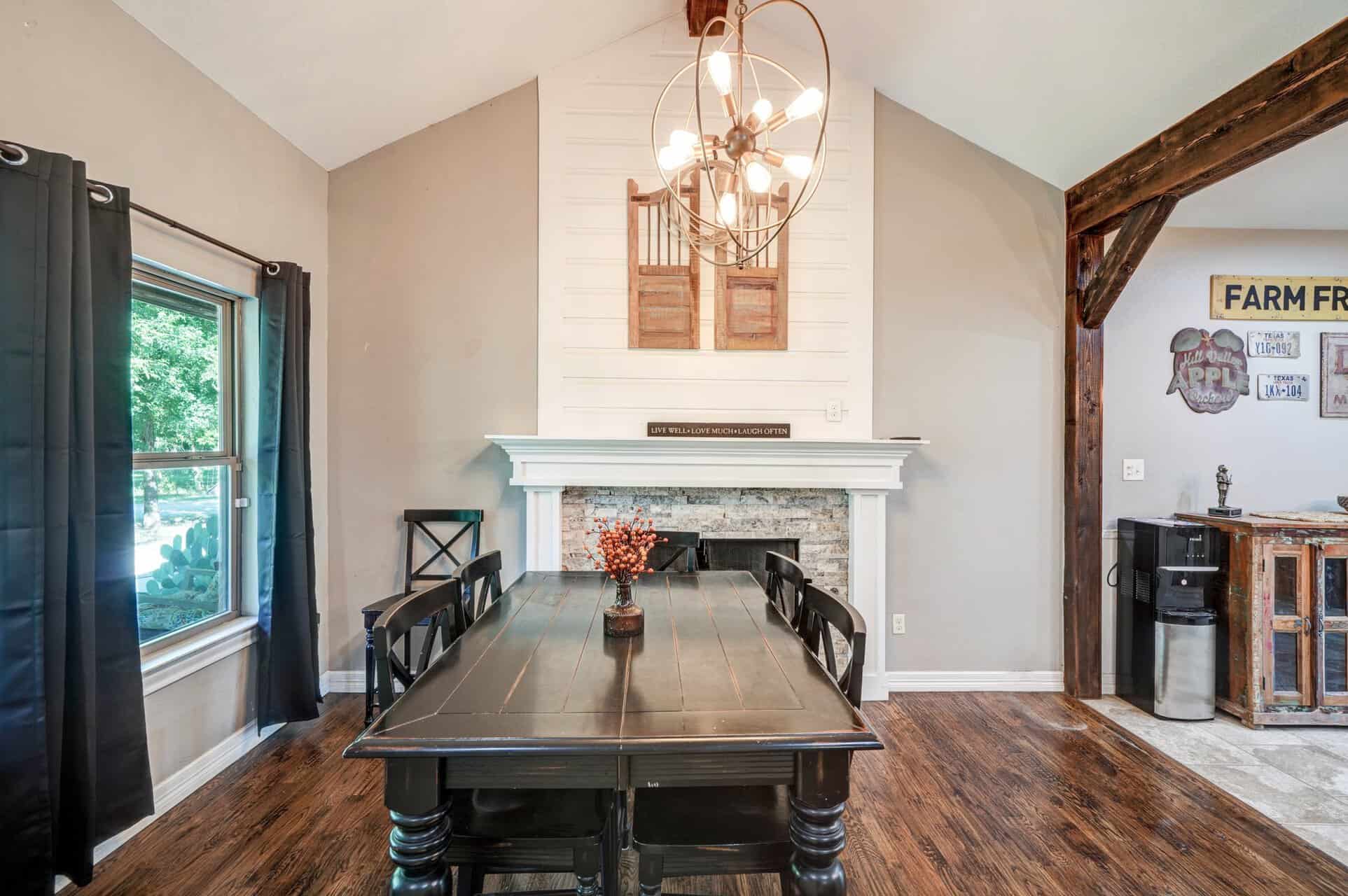 An image that shows 700 Green Tree Dr 31.jpg Small