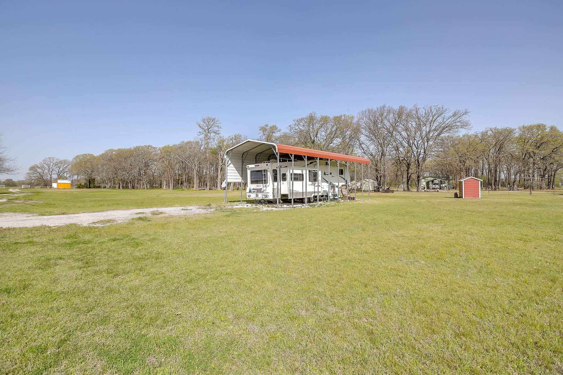 An image that shows 11833 Southview Drive (21 Of 34)